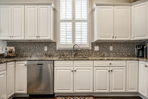 451 Burlington Lane Carmel IN 46032