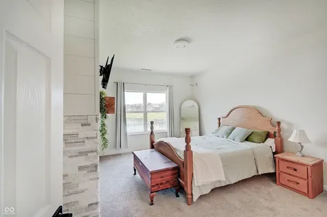 8727 Stoddard Lane Indianapolis IN 46217