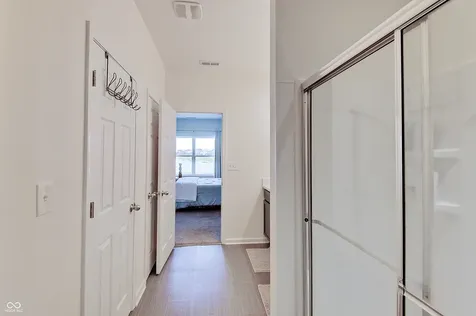 8727 Stoddard Lane Indianapolis IN 46217