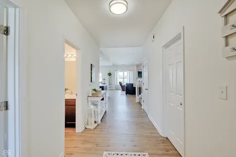 8727 Stoddard Lane Indianapolis IN 46217