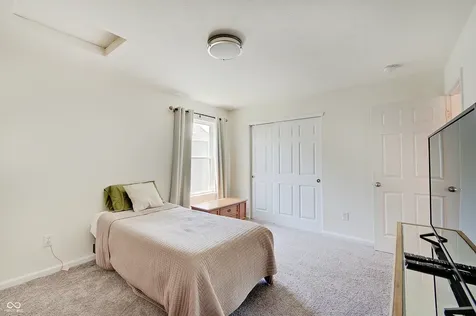 8727 Stoddard Lane Indianapolis IN 46217
