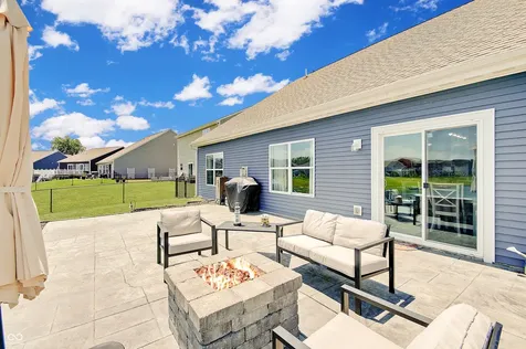 8727 Stoddard Lane Indianapolis IN 46217