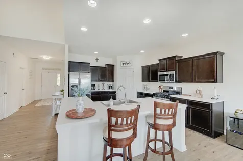 8727 Stoddard Lane Indianapolis IN 46217