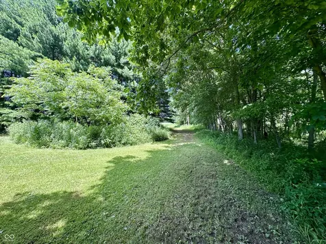 830 W County Road 1000 N Roachdale IN 46172