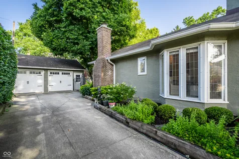 5744 N New Jersey Street Indianapolis IN 46220