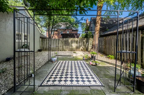 5744 N New Jersey Street Indianapolis IN 46220