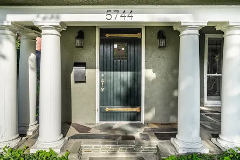 5744 N New Jersey Street Indianapolis IN 46220