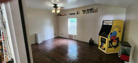 343 N Meridian Street Greenwood IN 46143