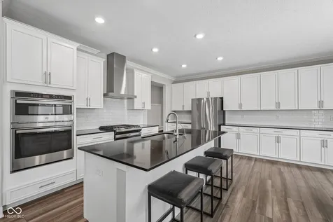 11886 Prominence Place Fishers IN 46037