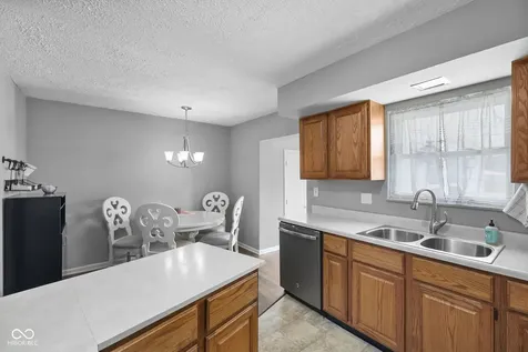 3127 S Fielding Road New Palestine IN 46163