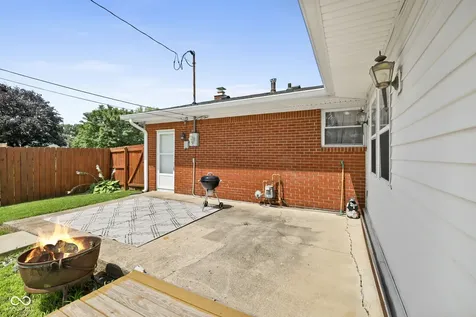 3127 S Fielding Road New Palestine IN 46163
