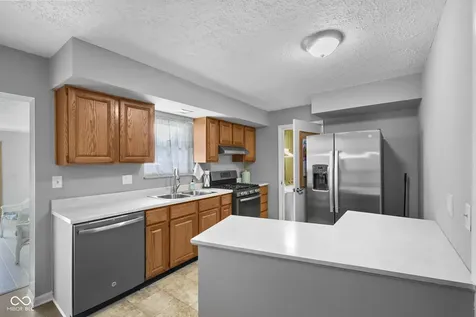 3127 S Fielding Road New Palestine IN 46163