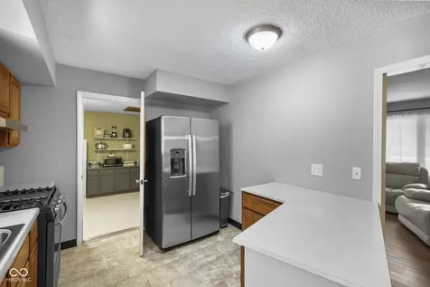 3127 S Fielding Road New Palestine IN 46163