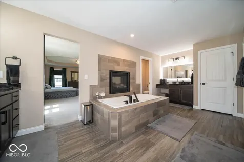 14640 Meadow Bend Drive Fishers IN 46037