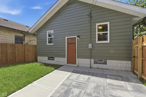 4102 E 11th Street Indianapolis IN 46201