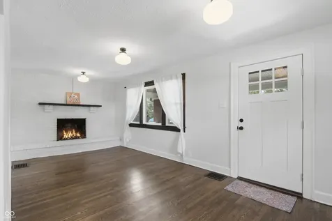 4102 E 11th Street Indianapolis IN 46201