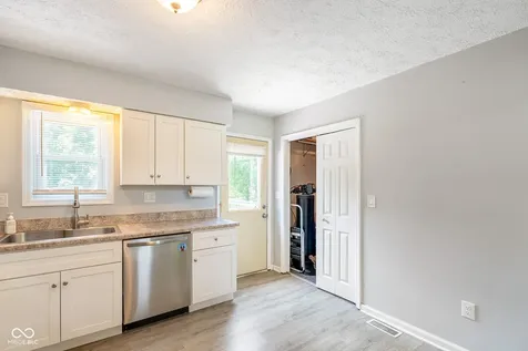 2751 E Midland Road Indianapolis IN 46227