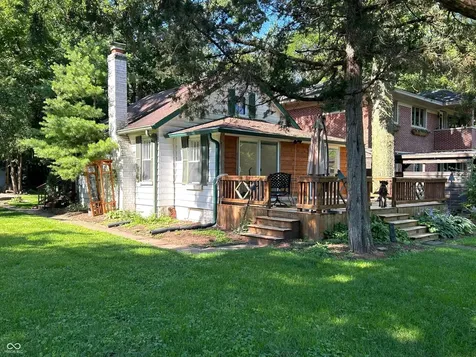 1526 E 75th Street Indianapolis IN 46240