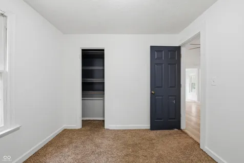 1526 E 75th Street Indianapolis IN 46240
