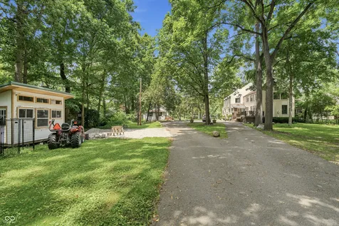 1526 E 75th Street Indianapolis IN 46240