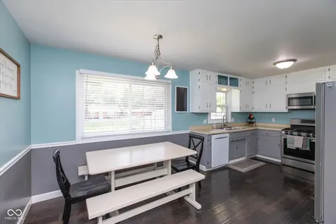 8210 Burn Court Indianapolis IN 46217