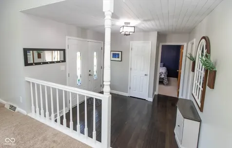 8210 Burn Court Indianapolis IN 46217