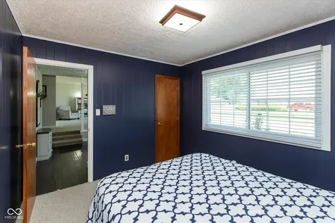 8210 Burn Court Indianapolis IN 46217