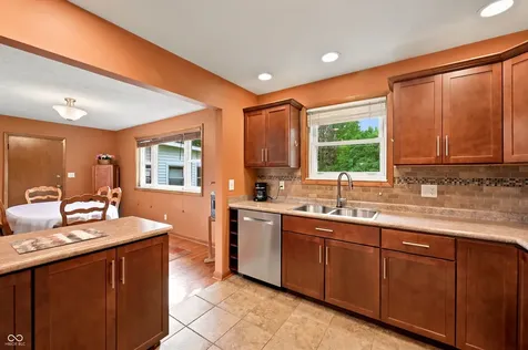 8027 E Troy Avenue Indianapolis IN 46239