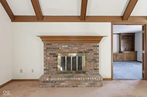 8051 Castle Cove Road Indianapolis IN 46256