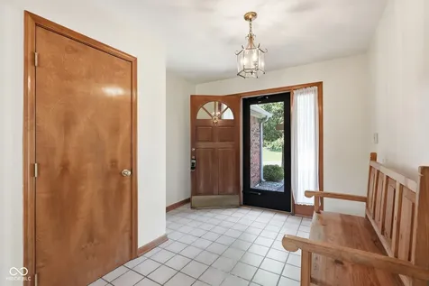 8051 Castle Cove Road Indianapolis IN 46256