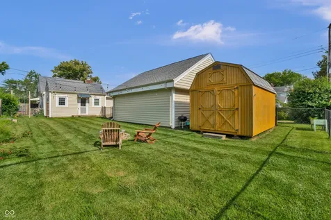 2222 Chestnut Street Columbus IN 47201