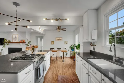2222 Chestnut Street Columbus IN 47201