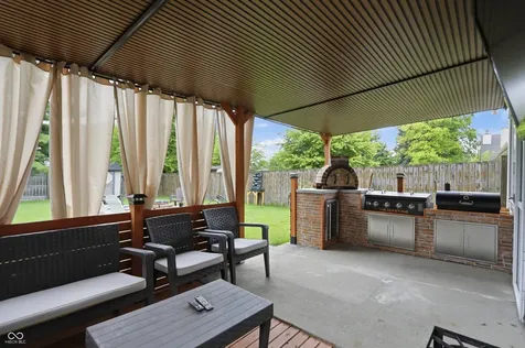 1960 Winfield Park Drive Greenfield IN 46140