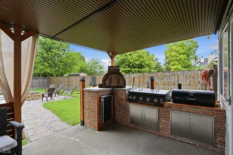 1960 Winfield Park Drive Greenfield IN 46140