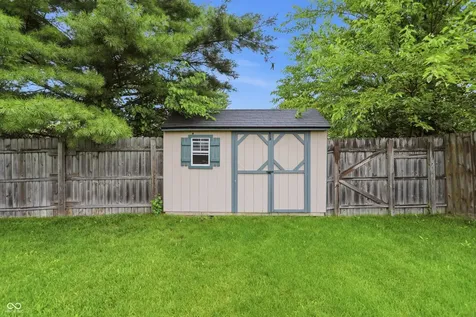 1960 Winfield Park Drive Greenfield IN 46140