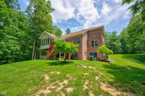 7830 Persimmon Lake Drive Seymour IN 47274
