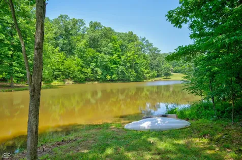 7830 Persimmon Lake Drive Seymour IN 47274