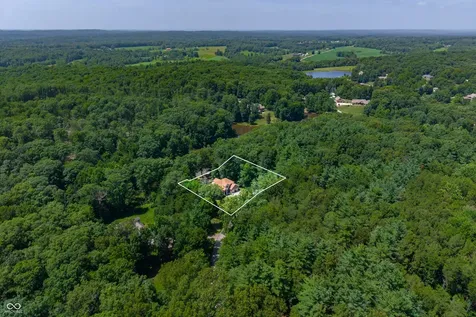 7830 Persimmon Lake Drive Seymour IN 47274