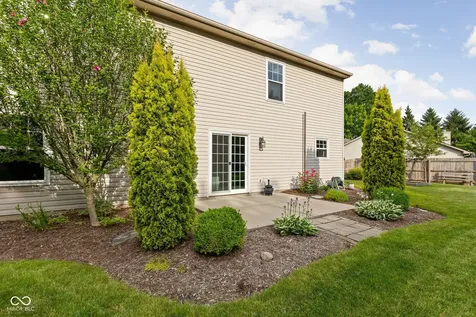 13 Somerset Circle Brownsburg IN 46112