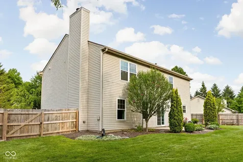 13 Somerset Circle Brownsburg IN 46112