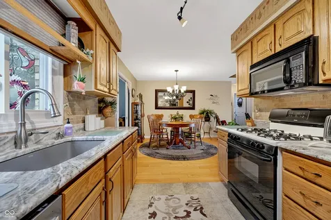 175 Warwick Way Pendleton IN 46064