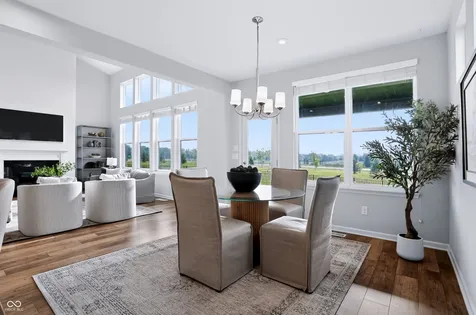 5341 Peachtree Road Zionsville IN 46077
