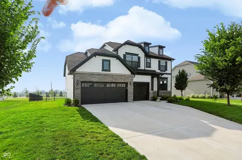 5341 Peachtree Road Zionsville IN 46077