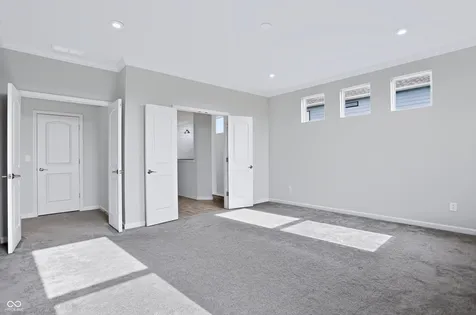 5341 Peachtree Road Zionsville IN 46077