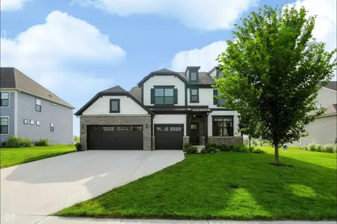 5341 Peachtree Road Zionsville IN 46077