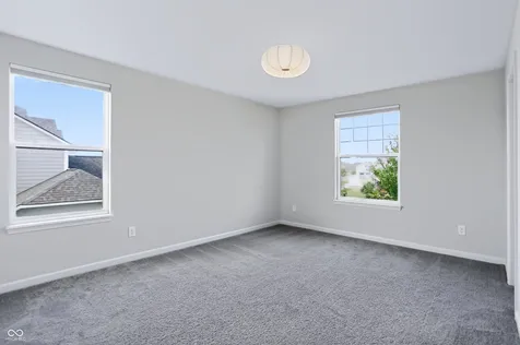 5341 Peachtree Road Zionsville IN 46077