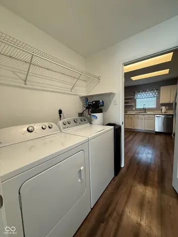10022 Sapphire Berry Lane Fishers IN 46038