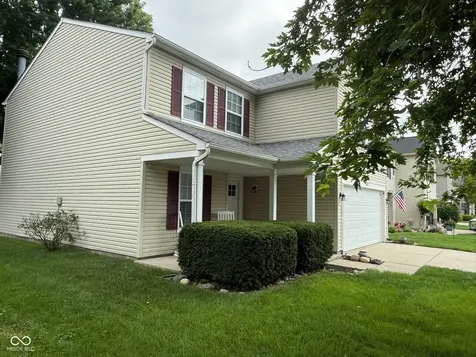 10022 Sapphire Berry Lane Fishers IN 46038