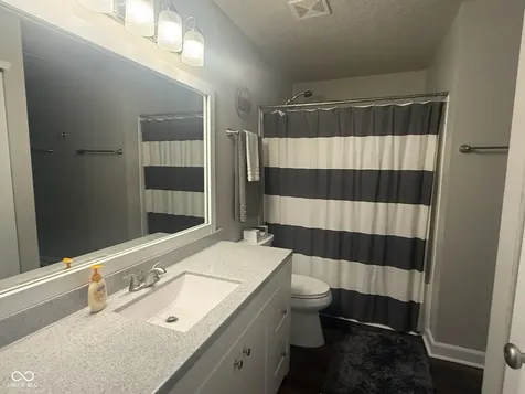 10022 Sapphire Berry Lane Fishers IN 46038