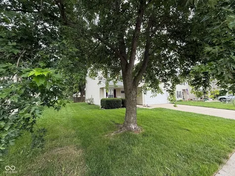10022 Sapphire Berry Lane Fishers IN 46038